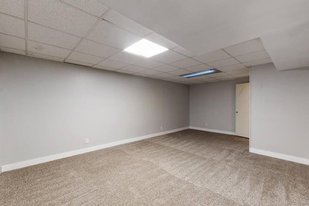 Large Remodeled Home With 5 Bedrooms 4 King Bed Centennial Bagian luar foto